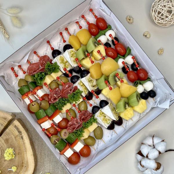 CANAPE BOX  (на шпажках) - 30 шт